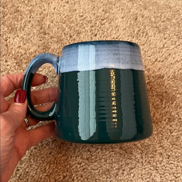 Barcela Ceramic Portugal Handmade Pair of Mugs - Picture 2 of 5